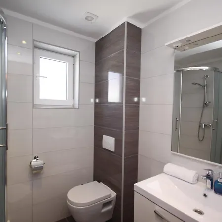 Guest house By The Sea Rtina - Miletici, Zadar - 23280 3*