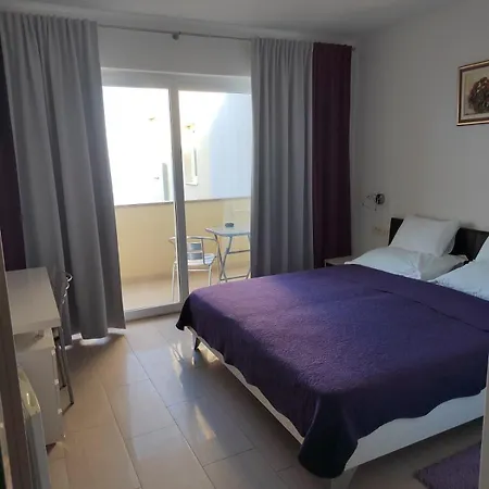 Guest house By The Sea Rtina - Miletici, Zadar - 23280 Razanac